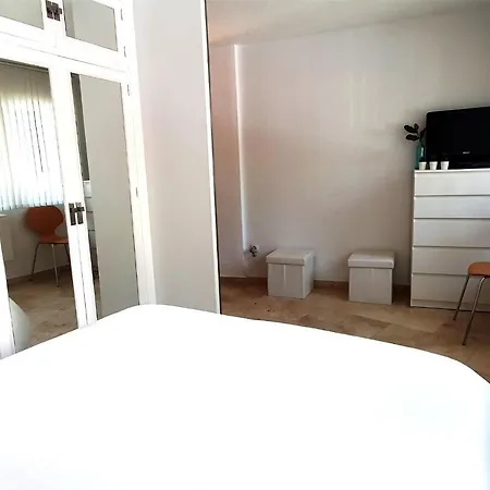 Apartmán Wonderful In Centre On The Second Line Marbella